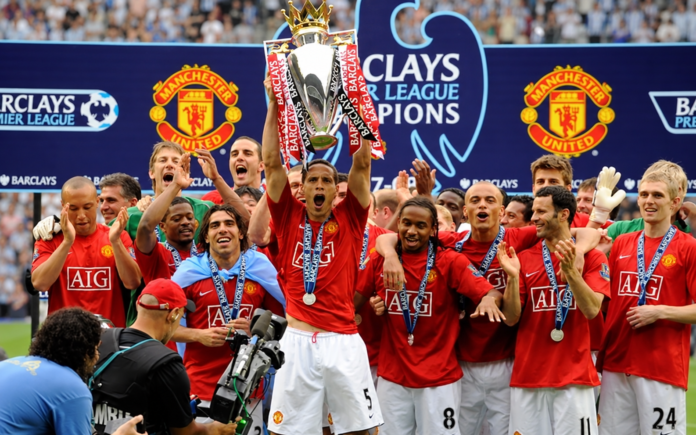 How many trophies does Manchester United Have