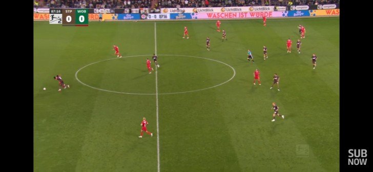 FC St. Pauli vs VfL Wolfsburg